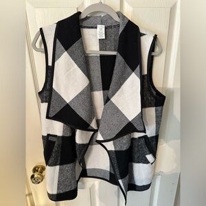 West Loop Plaid Black & White Vest | L/XL